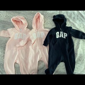 Gap one pieces zip up